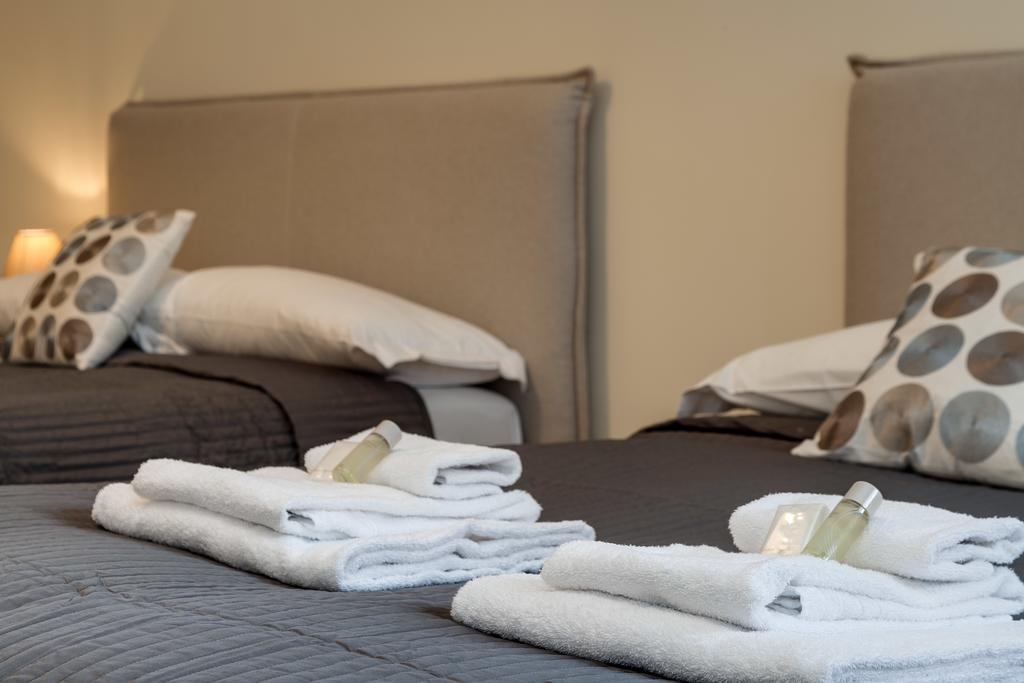 Romefinestay Apartments Sistina Zewnętrze zdjęcie